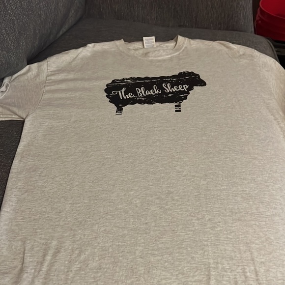 The Black Sheep misfit t-shirt. Gender neutral. Good condition. Size XL. - Picture 4 of 4